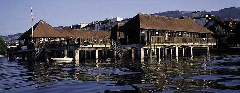 Foto: Ostschweiz Tourismus – Badehütte vor Rorschach Foto: Ostschweiz Tourismus – Badehütte vor Rorschach